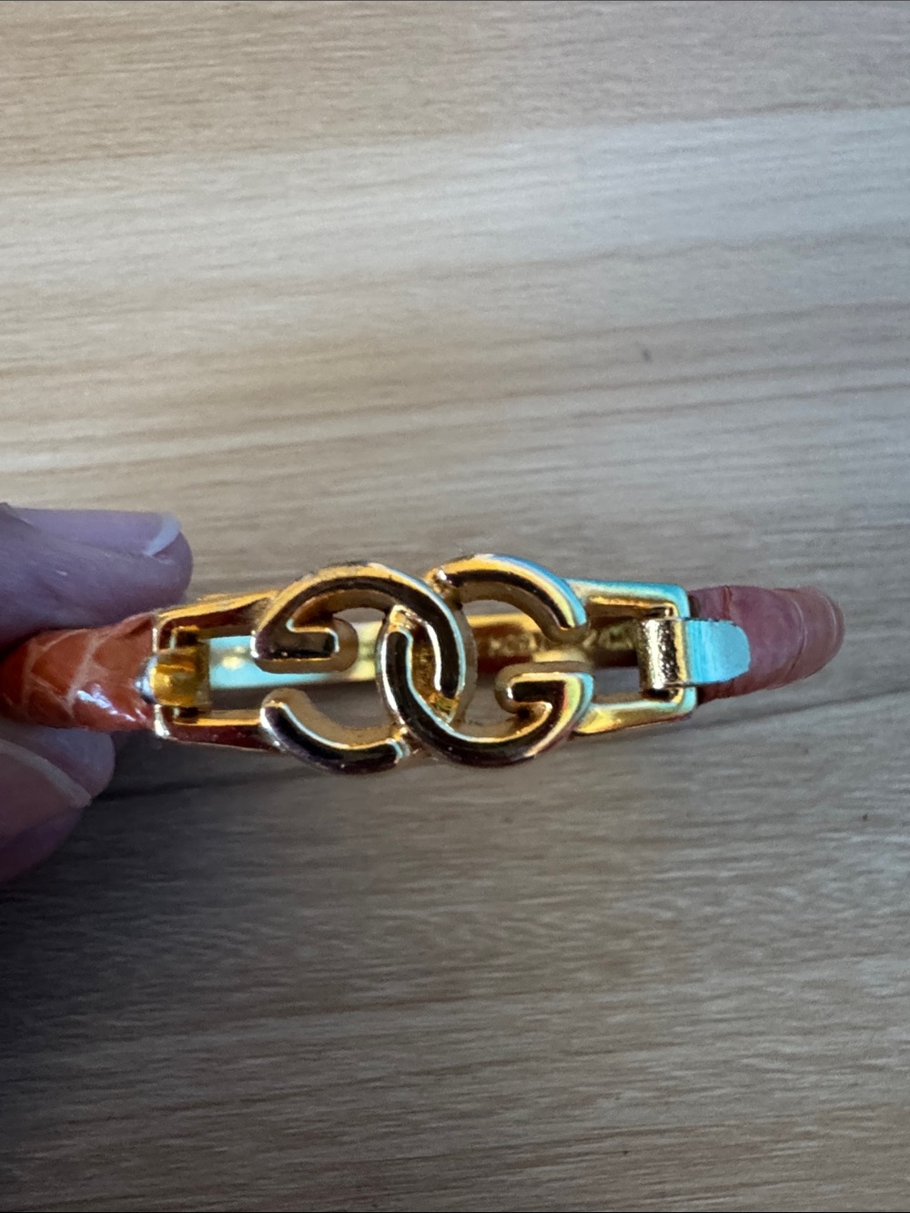 GUCCI Vintage 1980s 24K
Gold Plated Brown Salmon Snakeskin Bangle